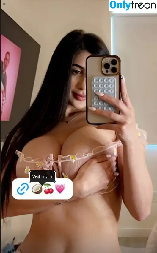 Sweetgz nude photo #0054 (georgette zahlane / georgettezahlane / realsweetgz)
