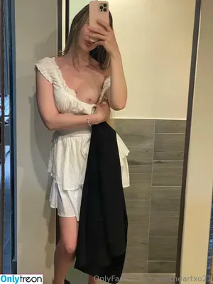 Sweetheartxo21 / alinas.little.secrets / sweetheartsgallery nude photo #0073