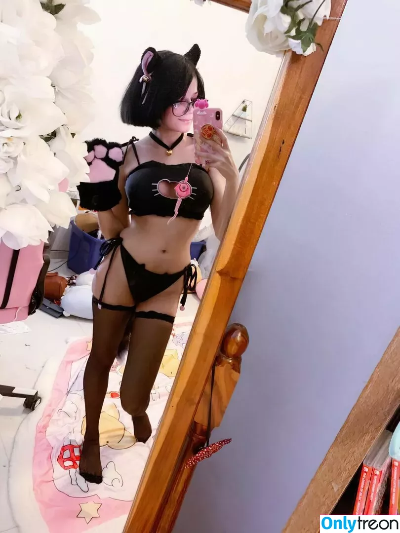 Sweetieline nude photo #0266 (Sweetielin3 / sweetieline_)