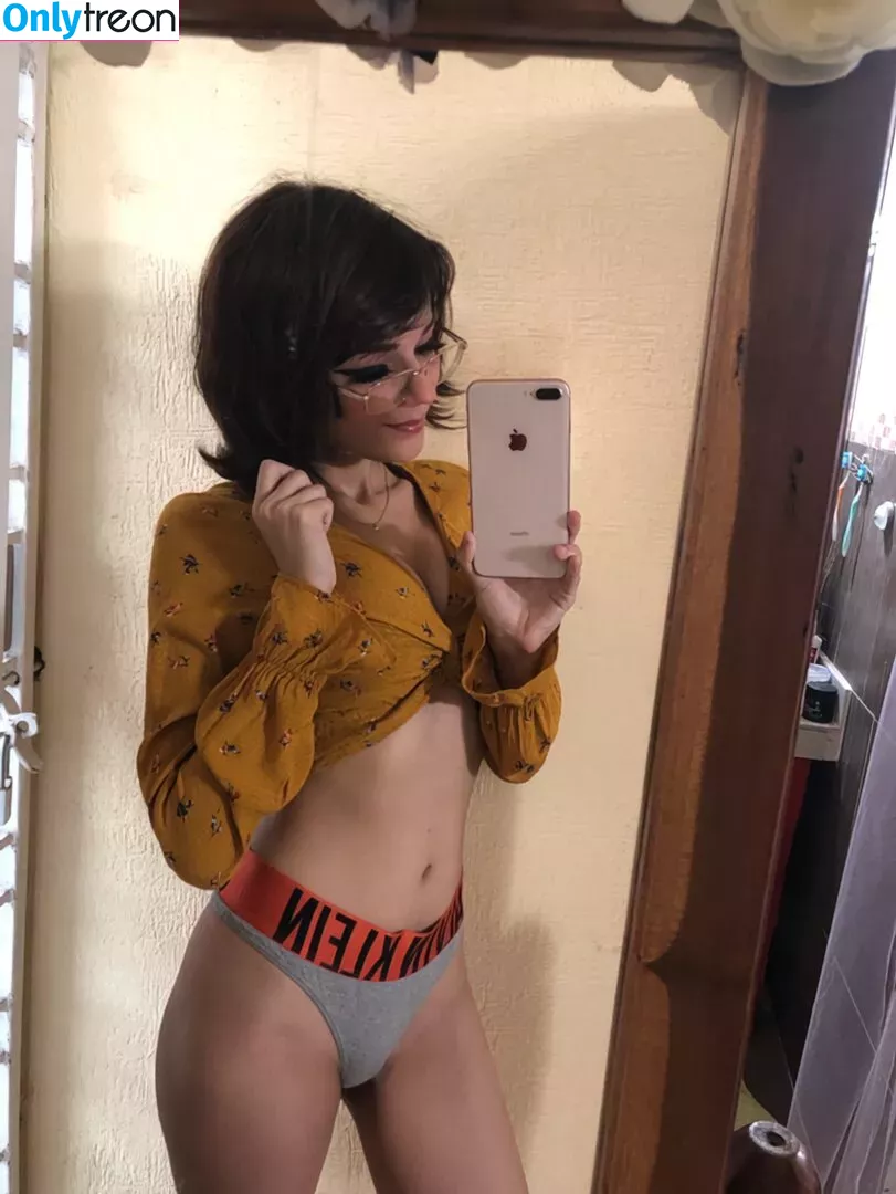 Sweetieline nude photo #0406 (Sweetielin3 / sweetieline_)