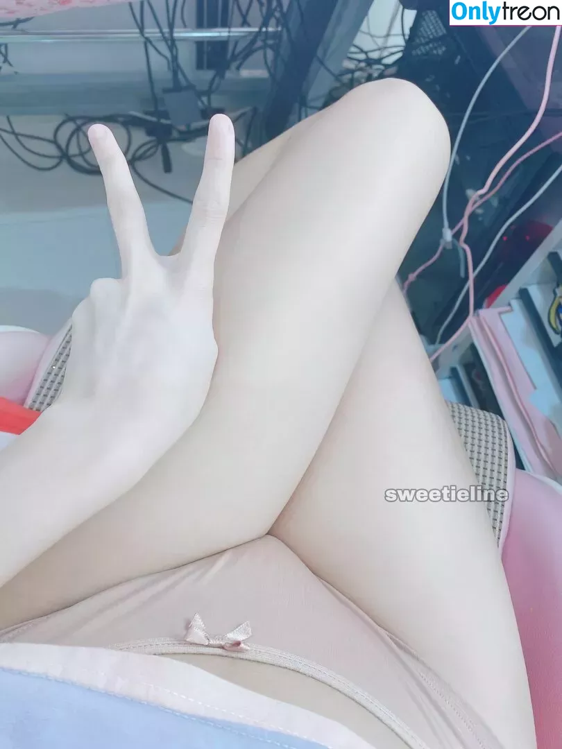 Sweetieline nude photo #0437 (Sweetielin3 / sweetieline_)
