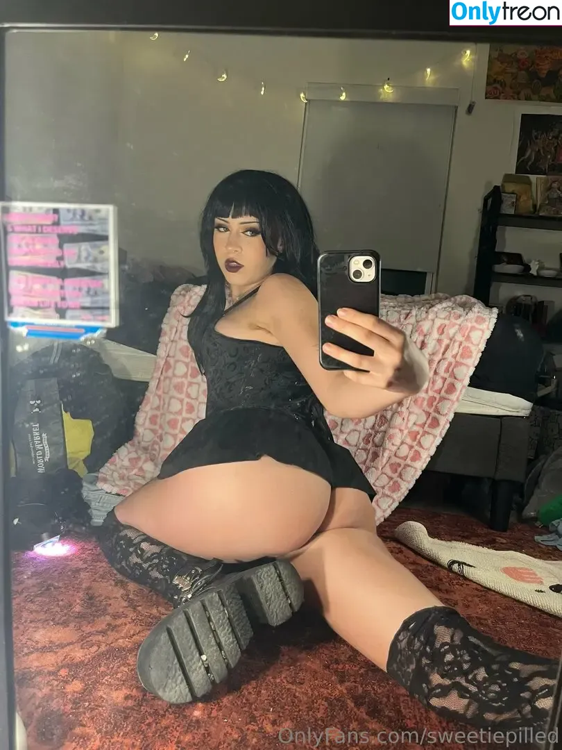 sweetiepilled nude photo #0118 (sweetiepilledd)
