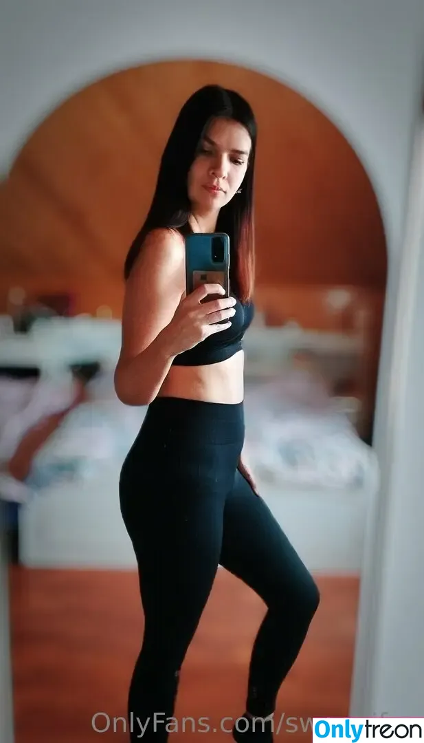 sweetlifev nude photo #0009 (sweetielivv)