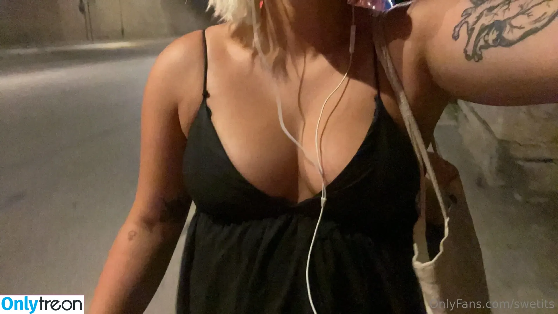 swetits nude photo #0041 (robswetits)