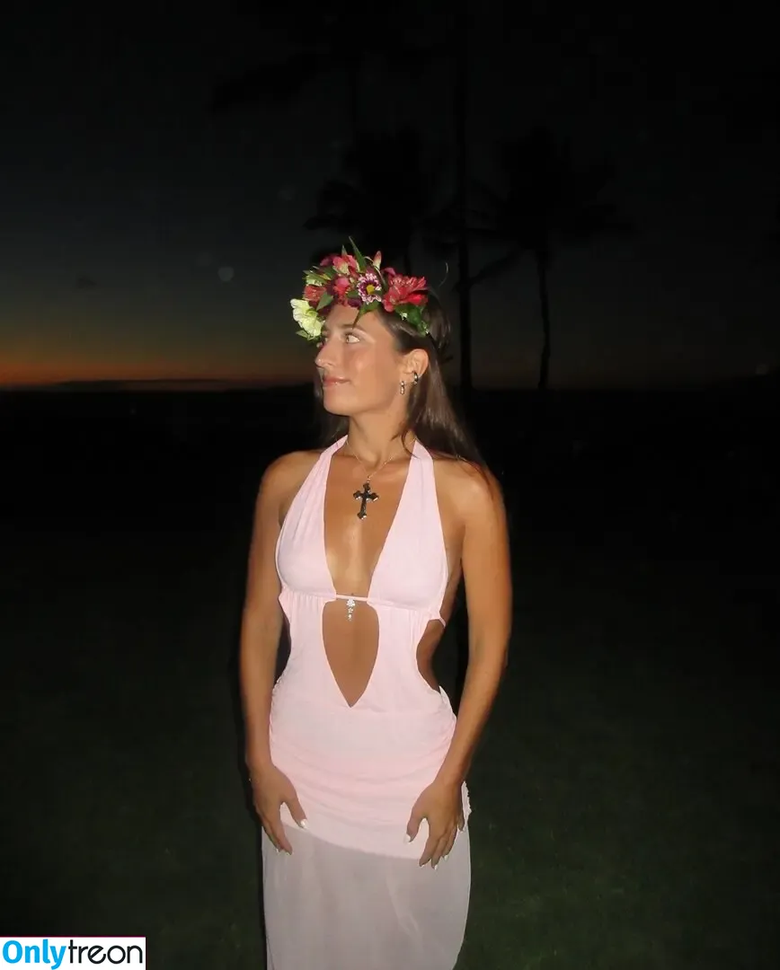 Sydney Costello nude photo #0042 (CoconutMilkMob / sydneycostello)