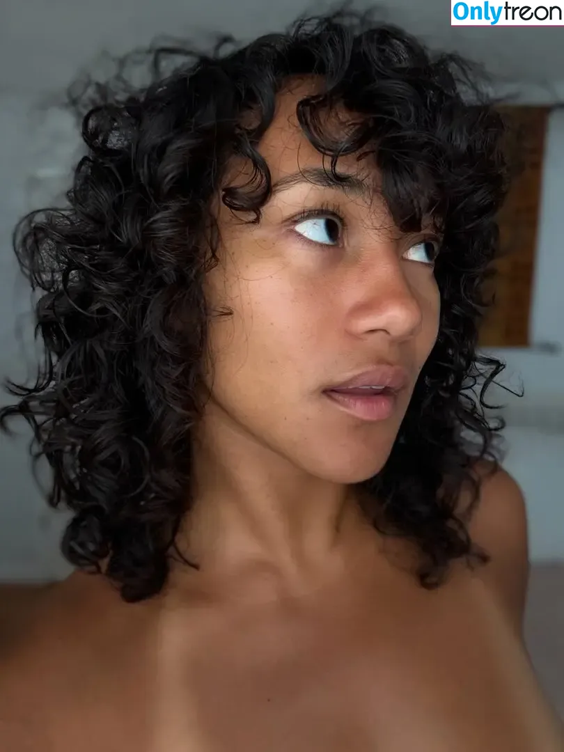 Sydney Park nude photo #0202 (heysydneypark)
