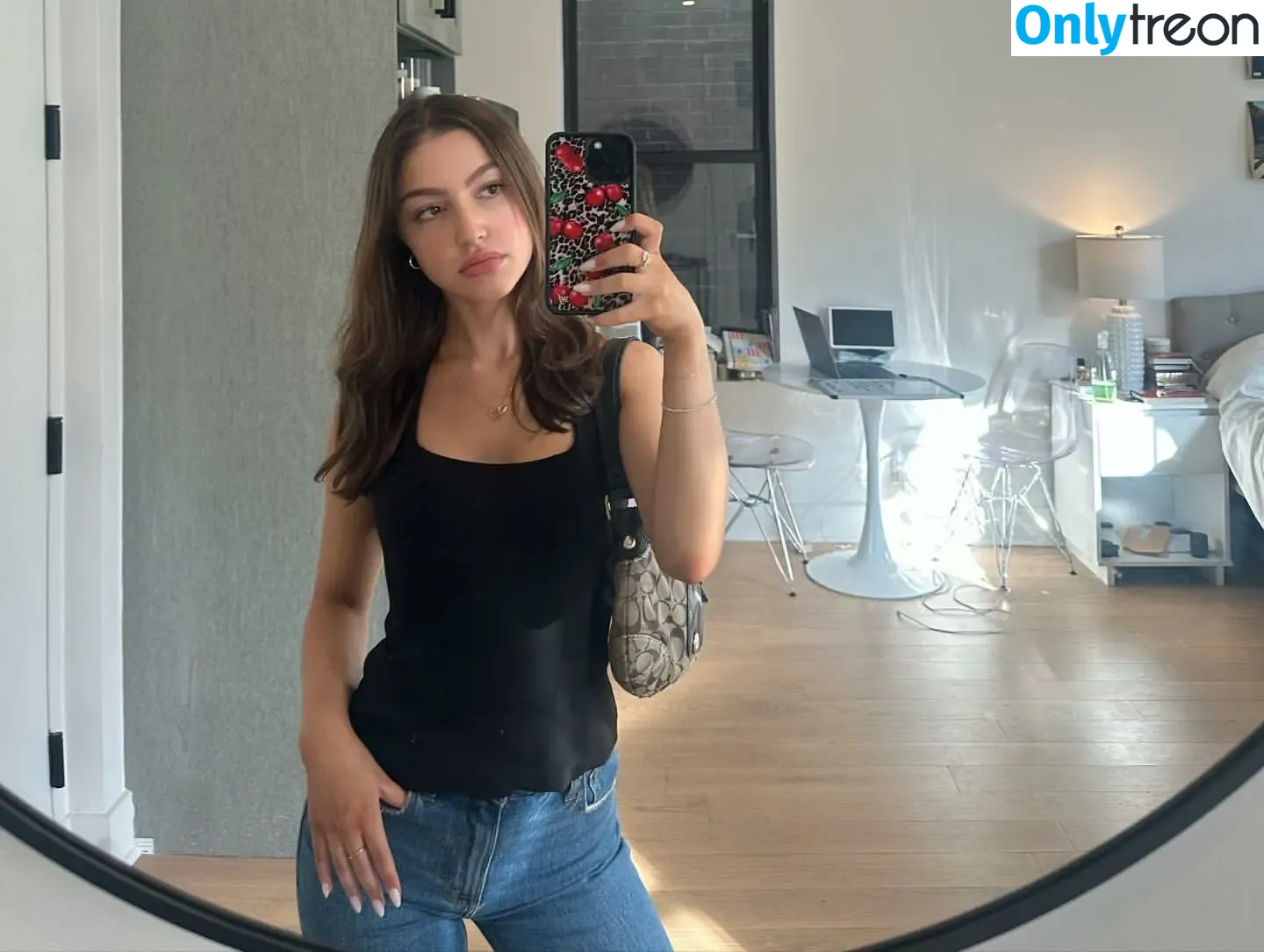 Sydney Serena nude photo #0060 (sydneyserena)