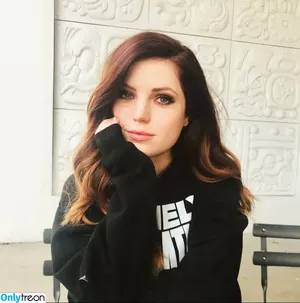 Sydney Sierota / sydneysierota nude photo #0079