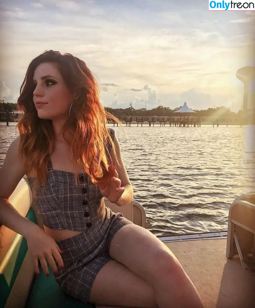 Sydney Sierota nude photo #0072 (sydneysierota)