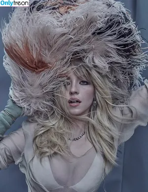 Sydney Sweeney / Sydney_Sweeney nude photo #0400