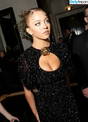 Sydney Sweeney / Sydney_Sweeney nude photo #0411