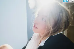 Sydney Sweeney / Sydney_Sweeney nude photo #0557