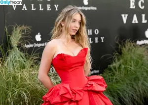Sydney Sweeney / Sydney_Sweeney nude photo #0626