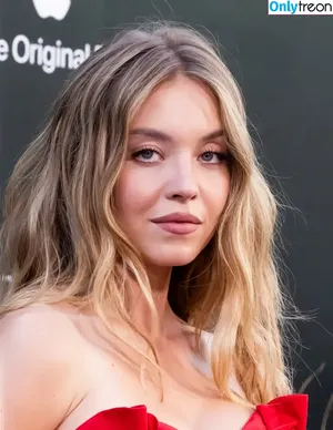 Sydney Sweeney / Sydney_Sweeney nude photo #0696