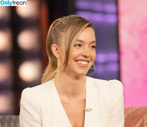 Sydney Sweeney / Sydney_Sweeney nude photo #0731