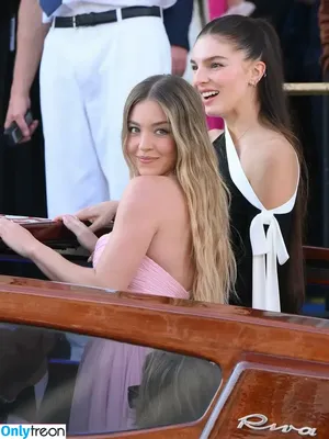 Sydney Sweeney / Sydney_Sweeney nude photo #0805