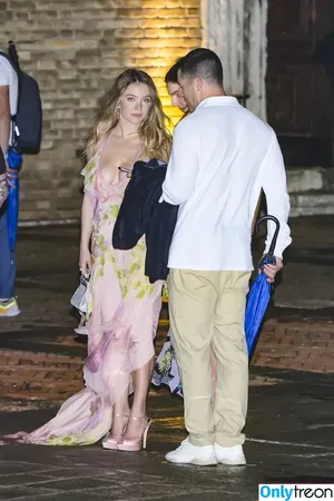 Sydney Sweeney / Sydney_Sweeney nude photo #0820
