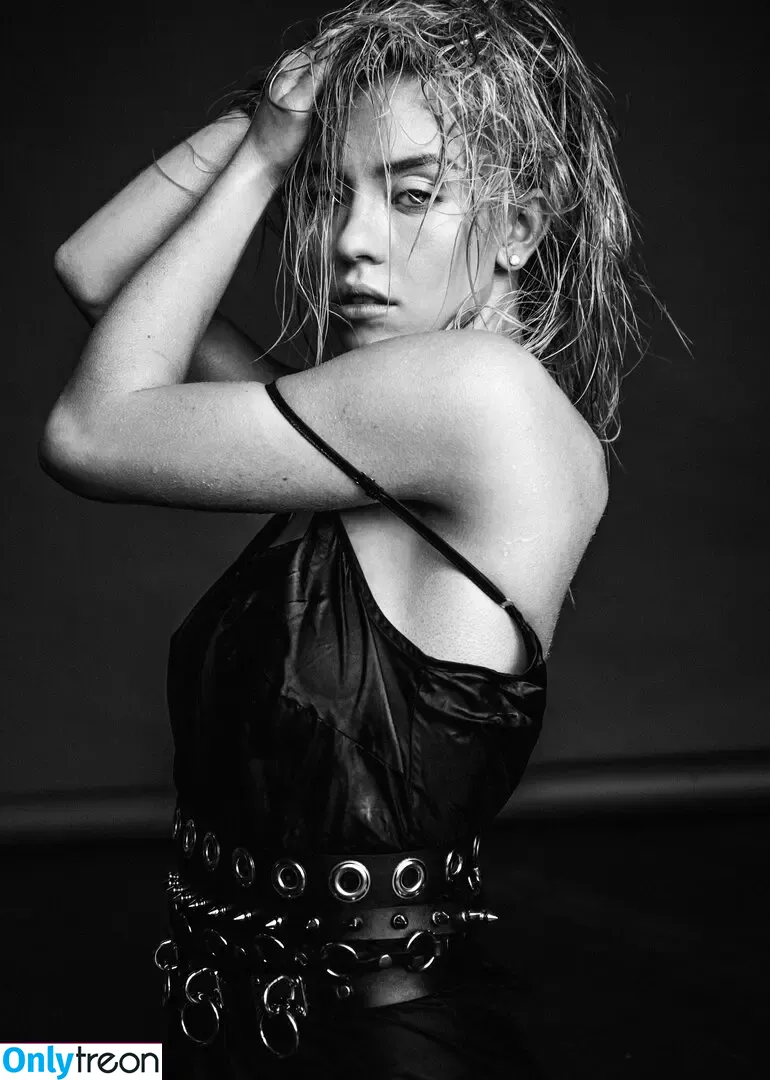 Sydney Sweeney nude photo #0216 (Sydney_Sweeney)