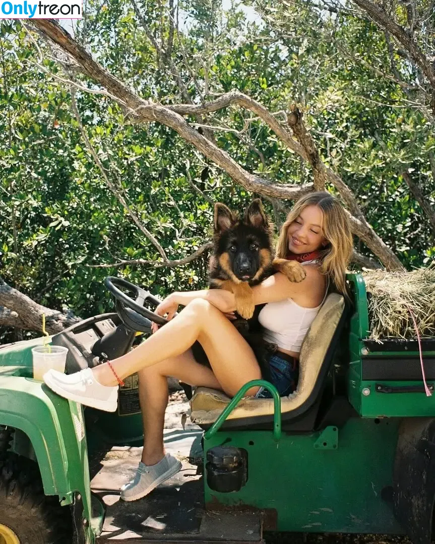 Sydney Sweeney nude photo #0757 (Sydney_Sweeney)