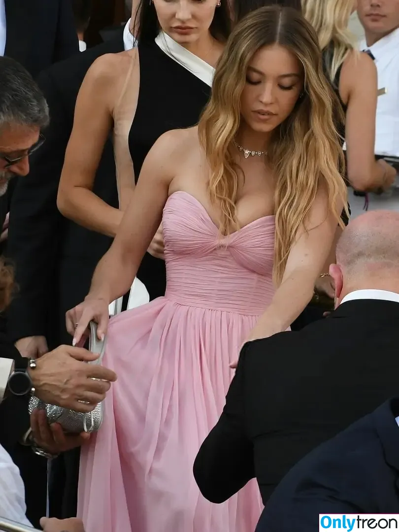 Sydney Sweeney nude photo #0808 (Sydney_Sweeney)
