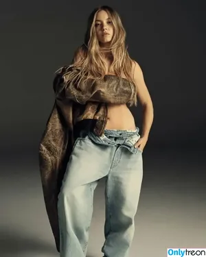 Sydney Sweeney / Sydney_Sweeney nude photo #1010