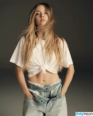 Sydney Sweeney / Sydney_Sweeney nude photo #1012