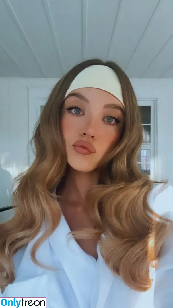 Sydney Sweeney nude photo #1029 (Sydney_Sweeney)