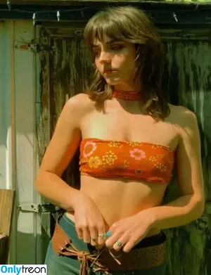 Sydney Tripoli / sydtrip nude photo #0003