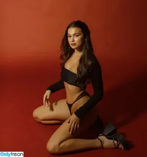 Sydneyjclarke nude photo #0005
