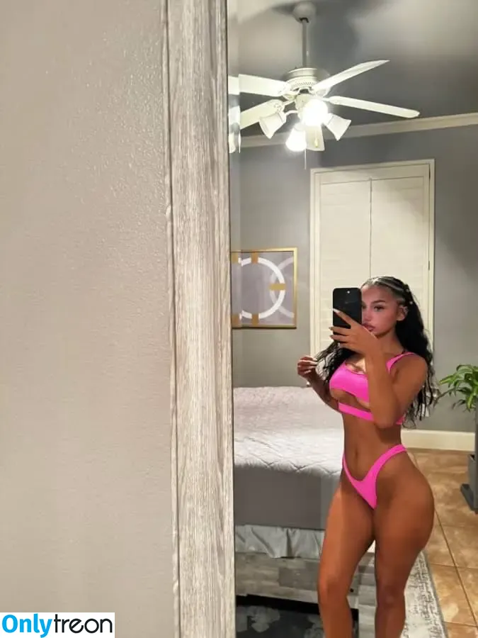Sydneyrazeghi nude photo #0011 (Sydneyyy)