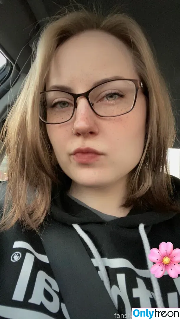 SylveeVT nude photo #0278 (Sylvee / ashhbearr_ / onlyfans)