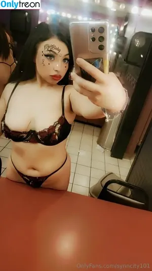  nude photo #0003