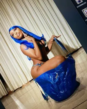 SZA / Solana Rowe / thejad3x nude photo #0016