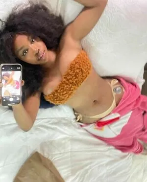 SZA / Solana Rowe / thejad3x nude photo #0049