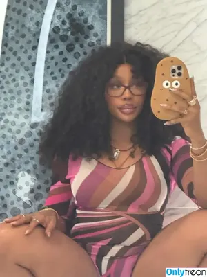 SZA / Solana Rowe / thejad3x nude photo #0428