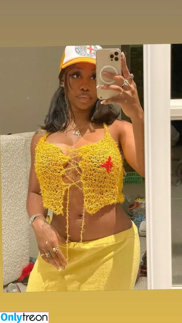 SZA nude photo #0042 (Solana Rowe / thejad3x)