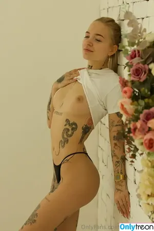 szaszybaby / szaszy_baby nude photo #0012