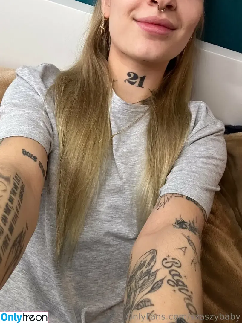 szaszybaby nude photo #0004 (szaszy_baby)