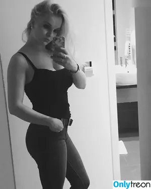 Tabeafevrie / tabea_wulff nude photo #0003