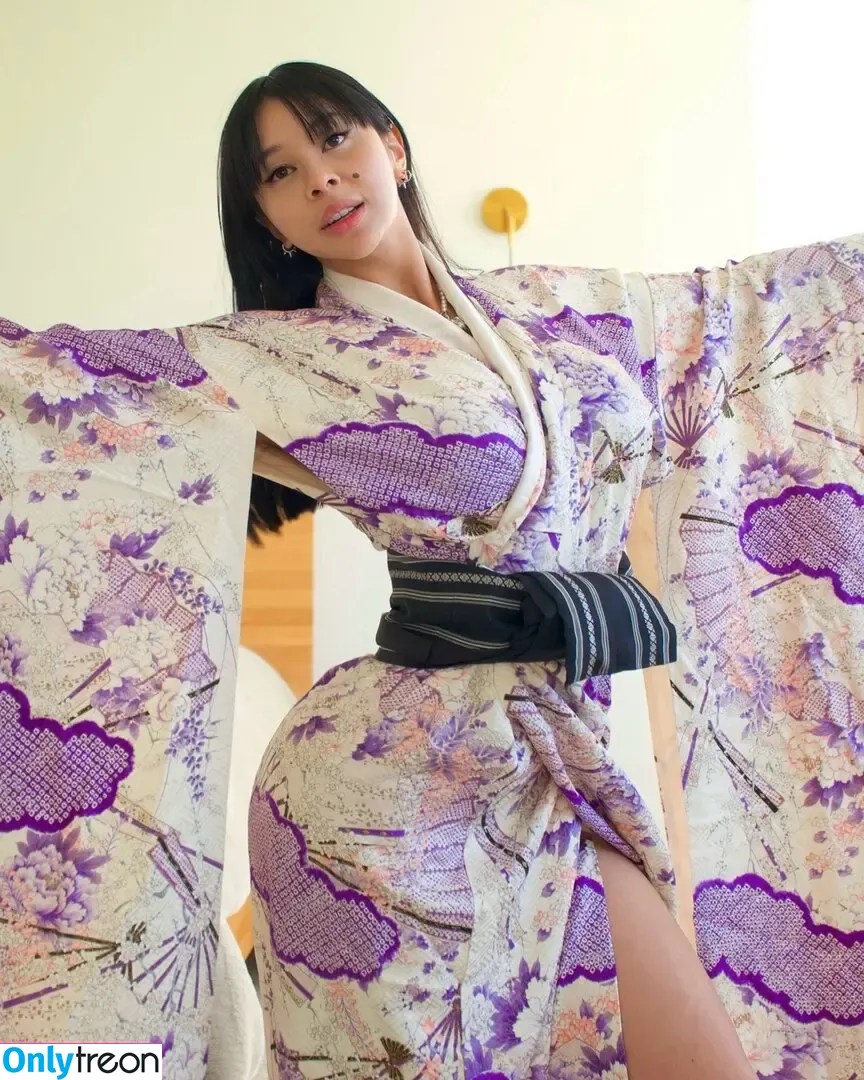 tabi.lift nude photo #0112 (jikatabi / tabi.fit)