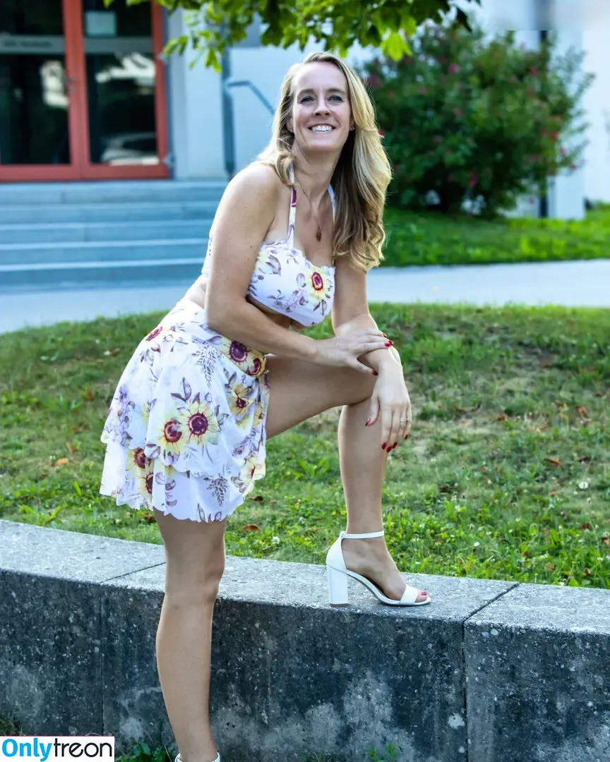 Tabi Poe nude photo #1068 (Fit.Tabitha / u259249452)