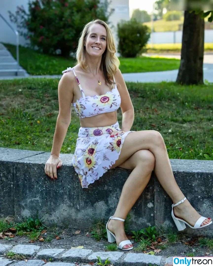 Tabi Poe nude photo #1090 (Fit.Tabitha / u259249452)