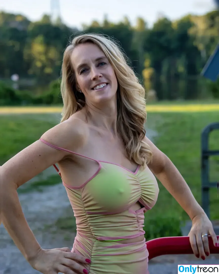 Tabi Poe nude photo #1279 (Fit.Tabitha / u259249452)