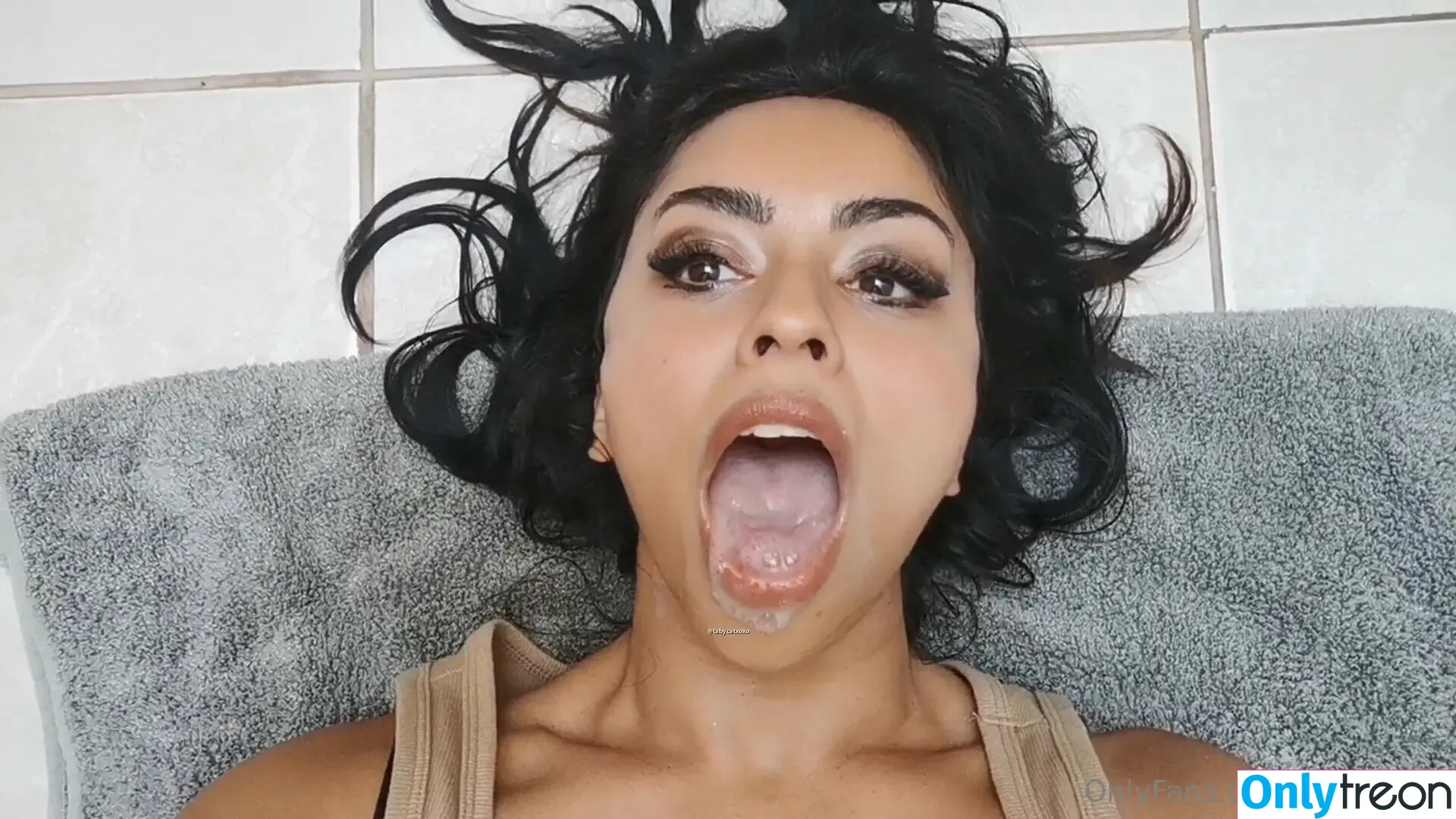 tabycatxo nude photo #0032 (tabycatxoxo)