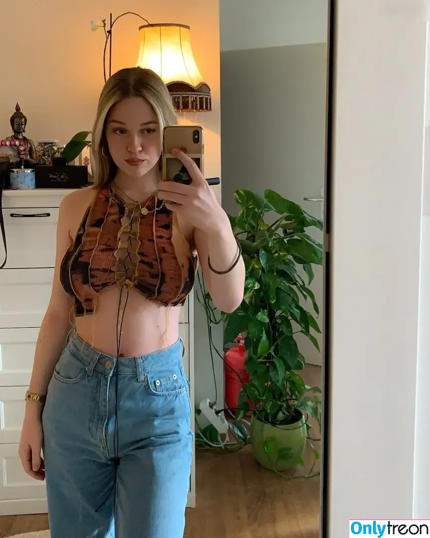 Tailytalz nude photo #0001 (Tailytalz)