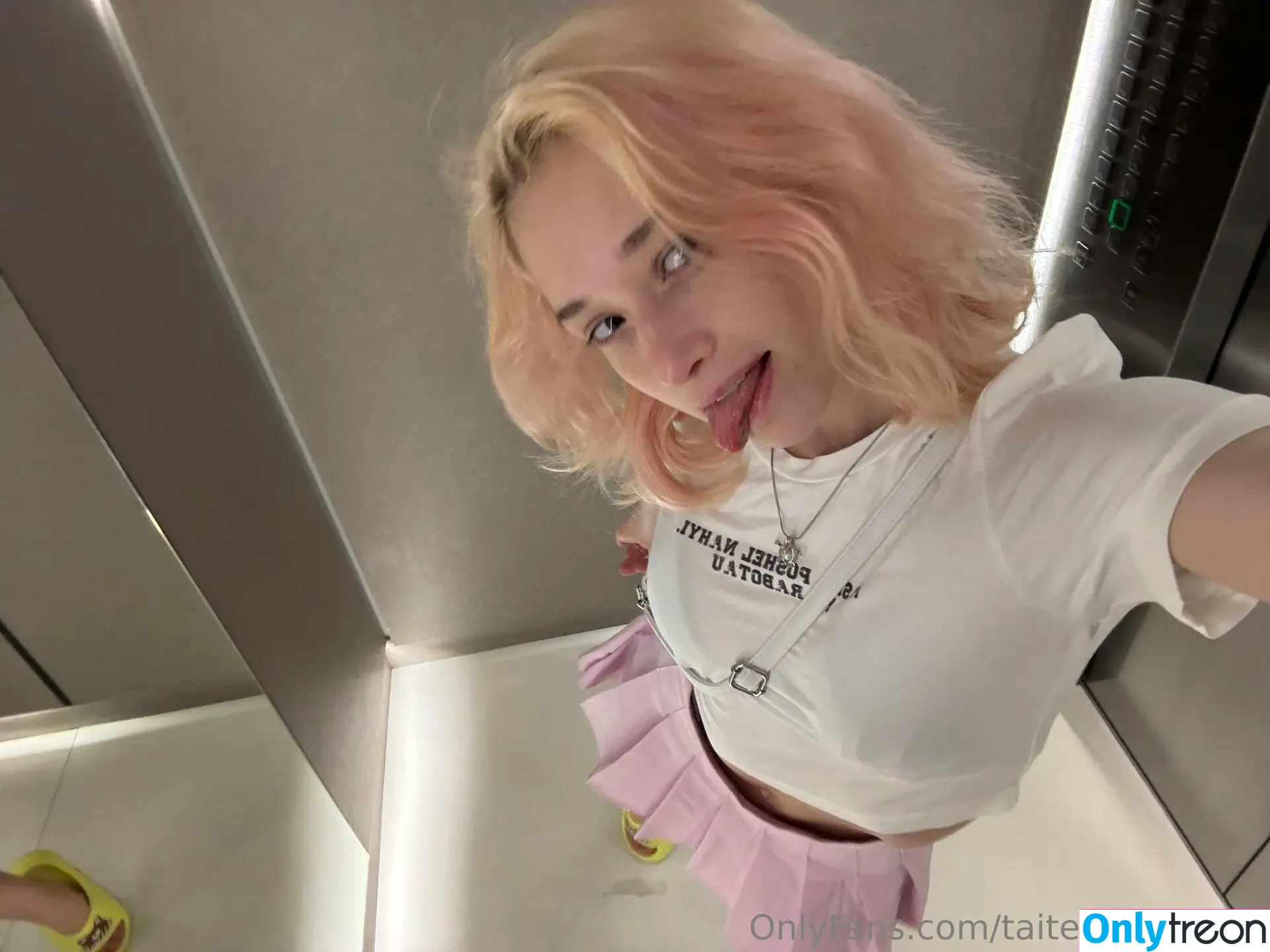 Taitehambelton nude photo #0068 (taite_imogen)