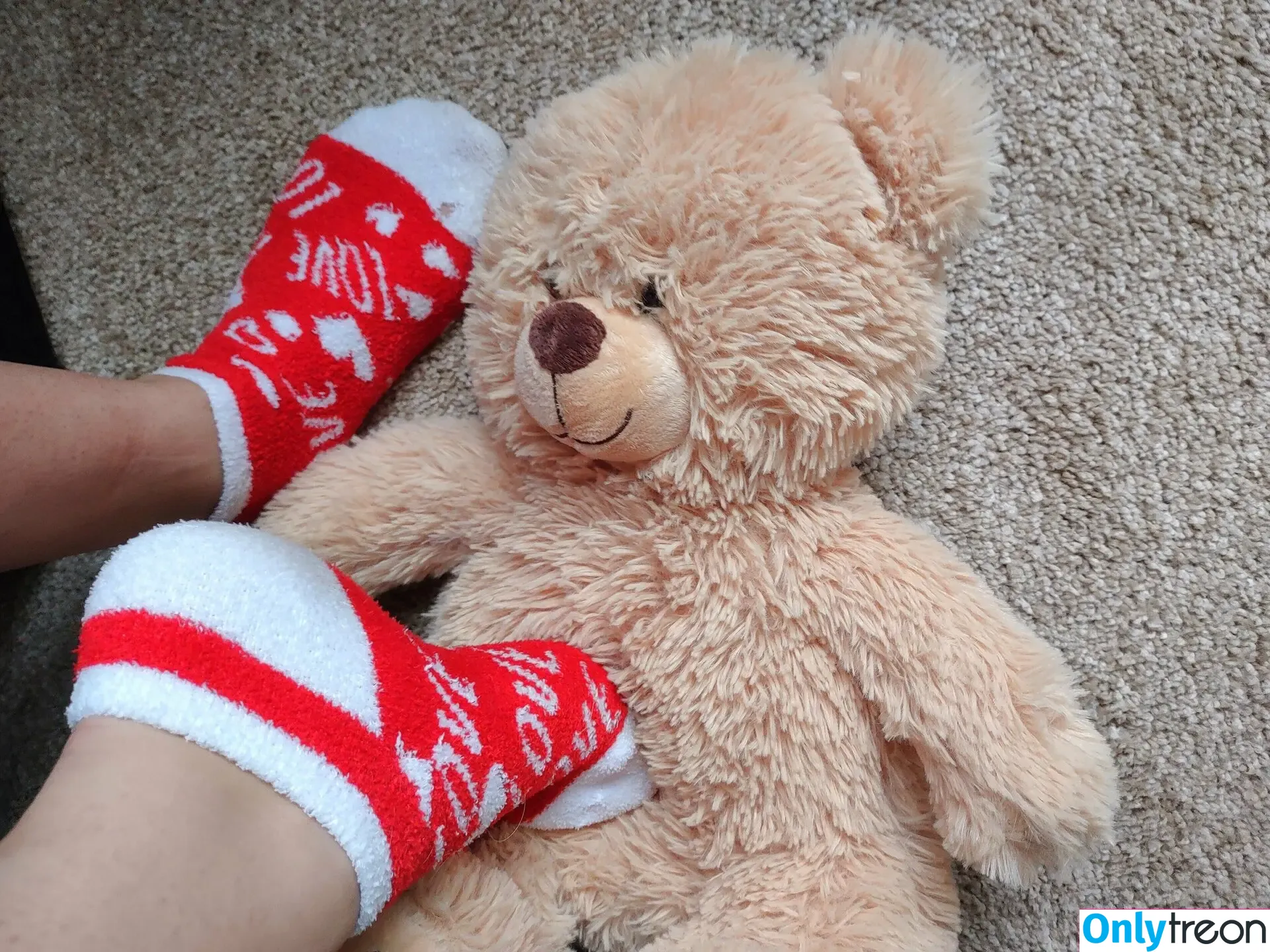 take_my_feet nude photo #0053 (takemyfeet)