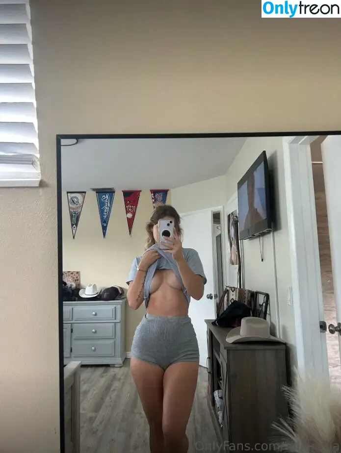 Talia Rosia nude photo #0012 (Talia Rose / Taliarosiaa / taliarosia)