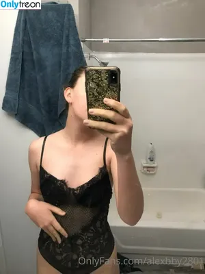 nude photo #0003