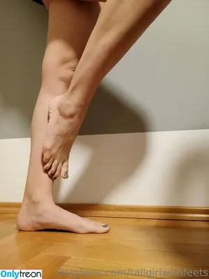 tallgirlwithfeets / tallgirlsfanpage nude photo #0014